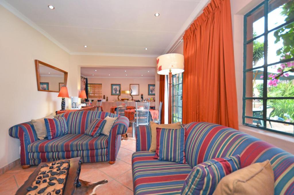 יוהנסבורג Cherry Tree Cottage B&B Linden מראה חיצוני תמונה